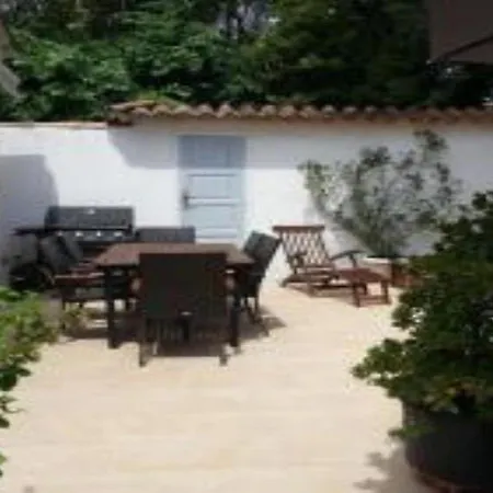 Apartment En Un Coin De Campagne